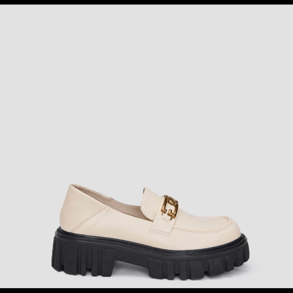 Loafers - Picture 3 of 5